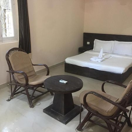 Ave Maria Guest House Candolim Exterior foto